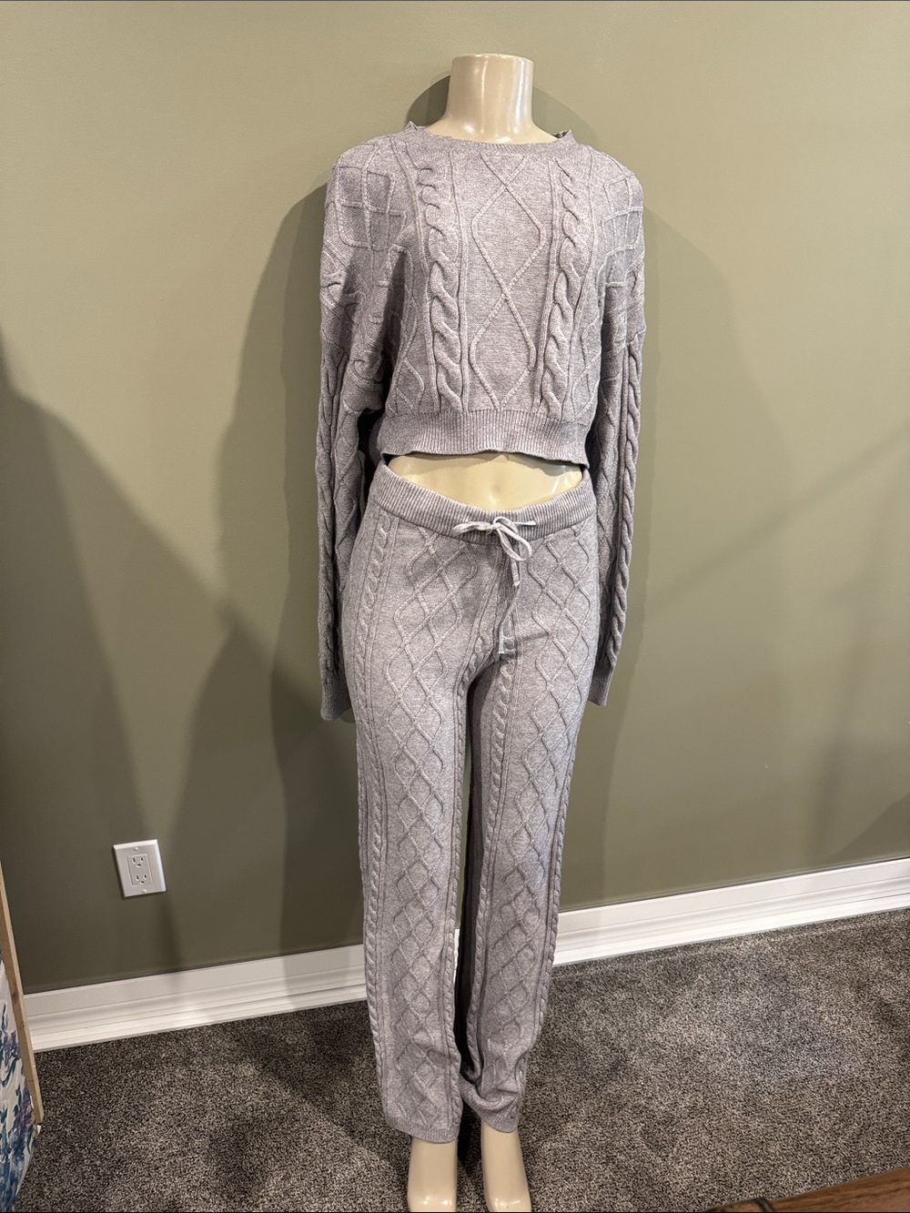 Streetwear Society Cable Knit Two-Piece Lounge Set in Light Gray
